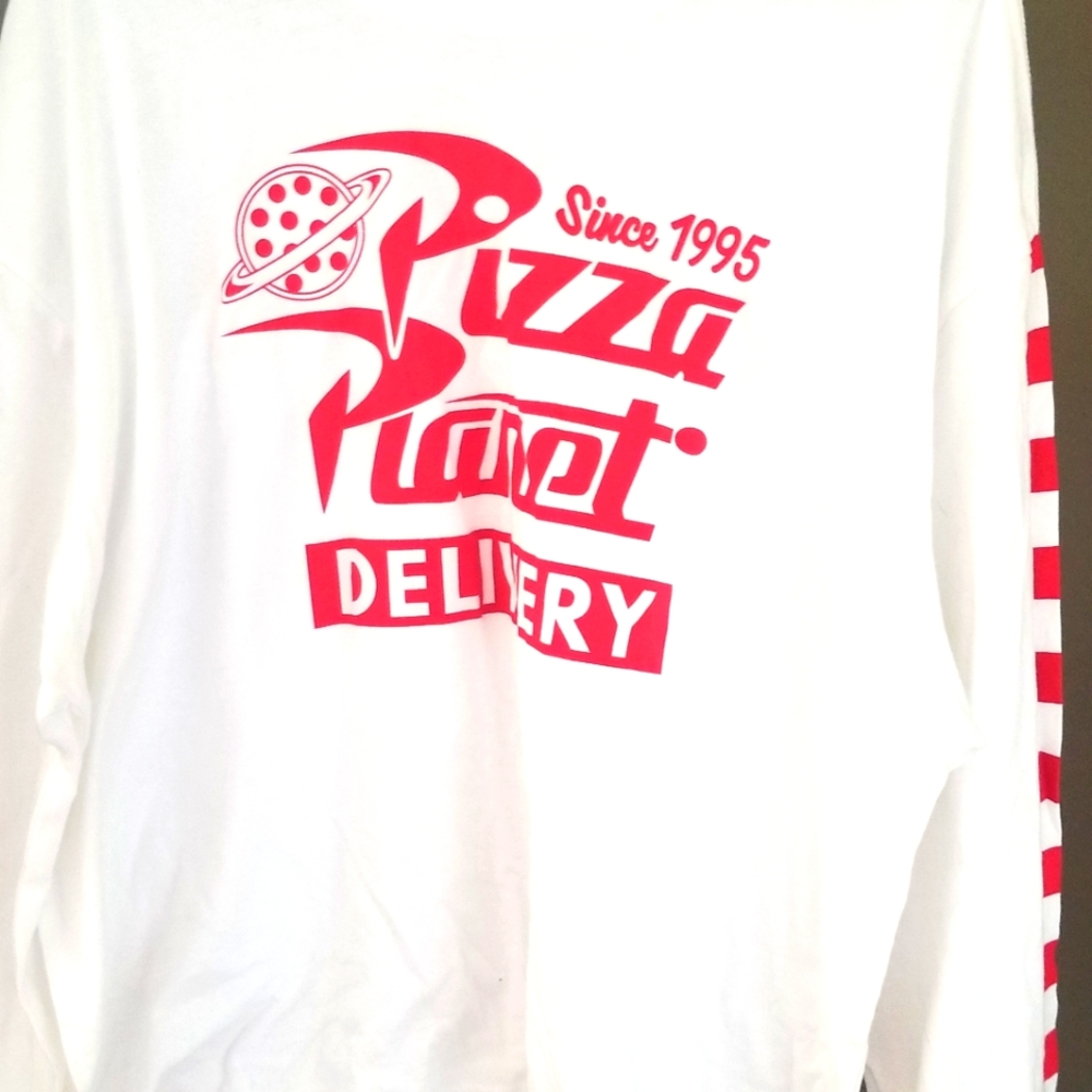 NWT Pixar Toy Story Planet Pizza Long Sleeve 3x